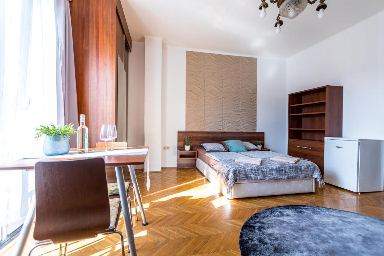 Danube Apartment Budapest Exterior photo